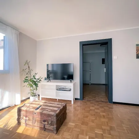 Апартаменты E10-apartment *